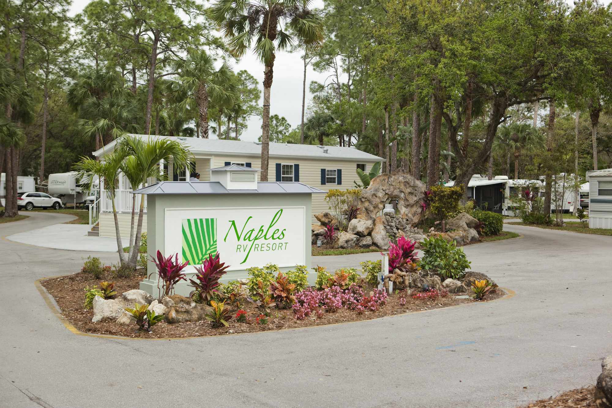 Naples Rv Resort Naples Manor Ngoại thất bức ảnh