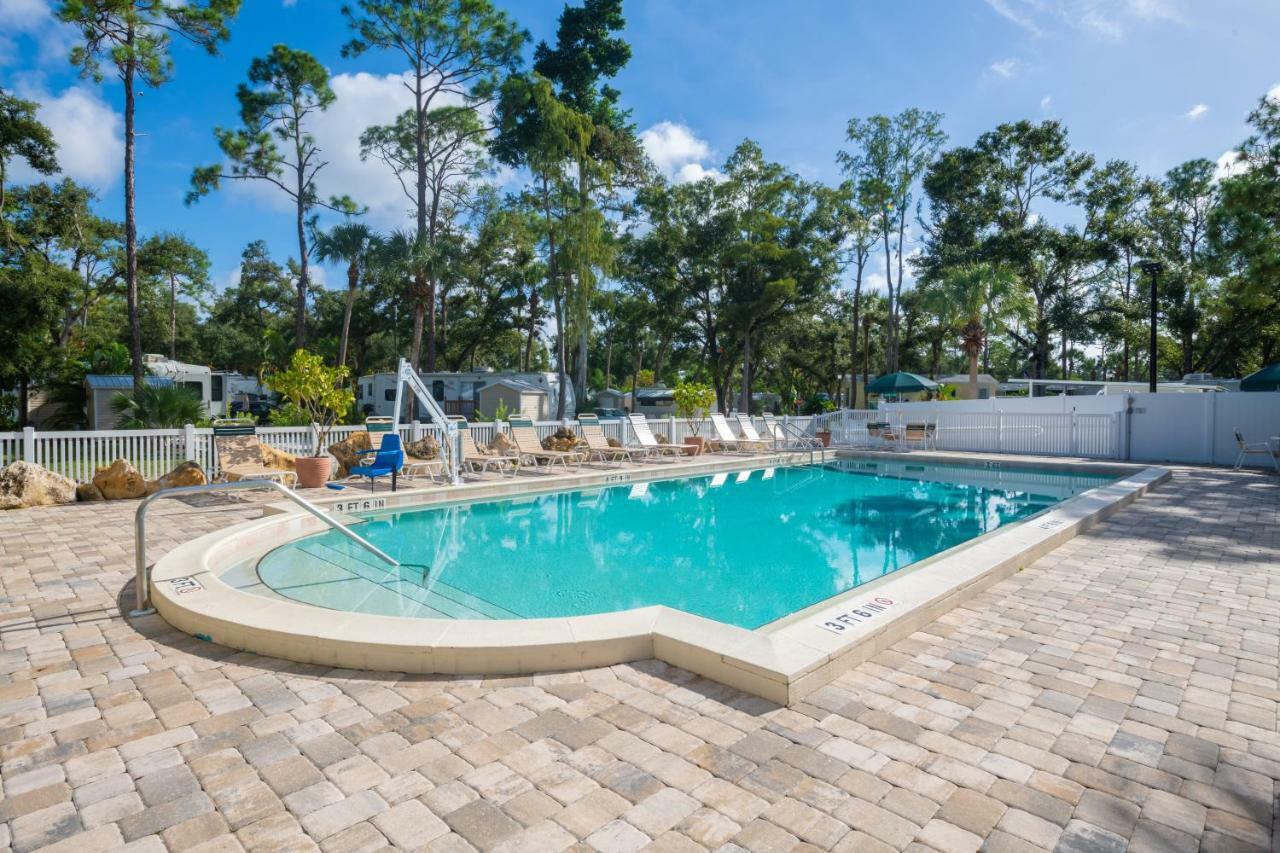 Naples Rv Resort Naples Manor Ngoại thất bức ảnh